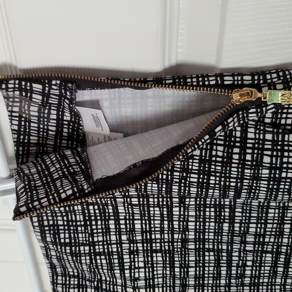 NWOT Anne Klein Black & White Front Flap Midi Skirt Size 16 - Picture 5 of 10